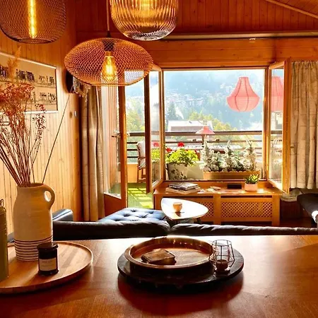 Highest Terrace Center. Comfort & View 아파트