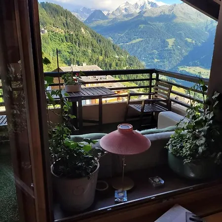 Highest Terrace Center. Comfort & View 아파트